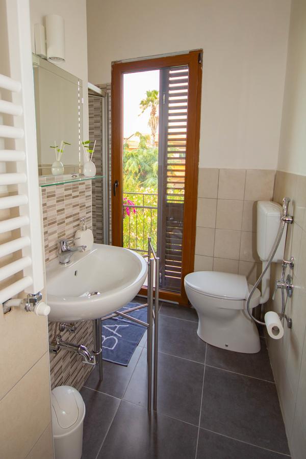La Bicicletta Rossa B&B Cenaia Exterior photo